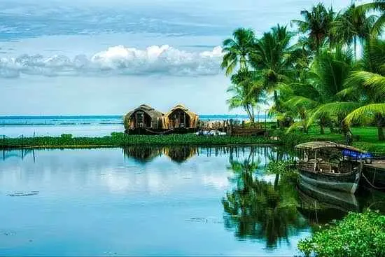 Kerala Escape — Where Nature Meets Serenity