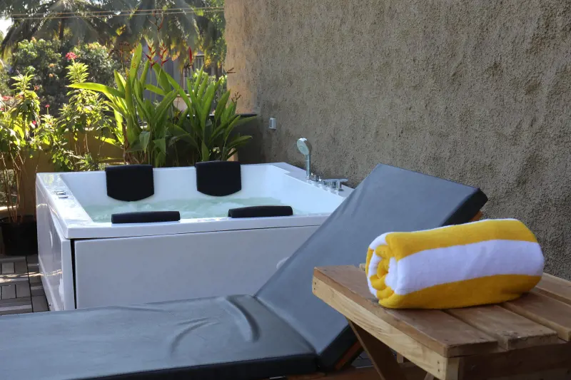 3102 Suite With Jacuzzi And Deck (Sleeps 4)