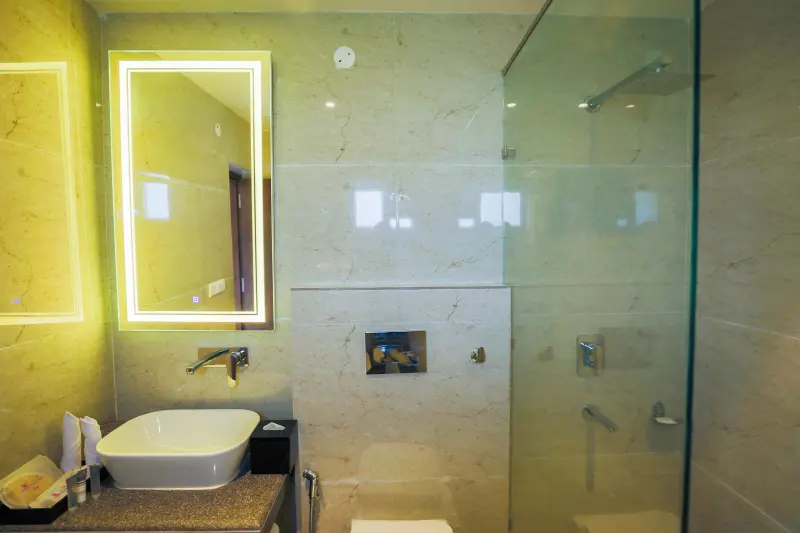 Premium Room With Private Balcony And Valley View Image