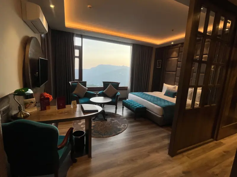 Luxury Suite