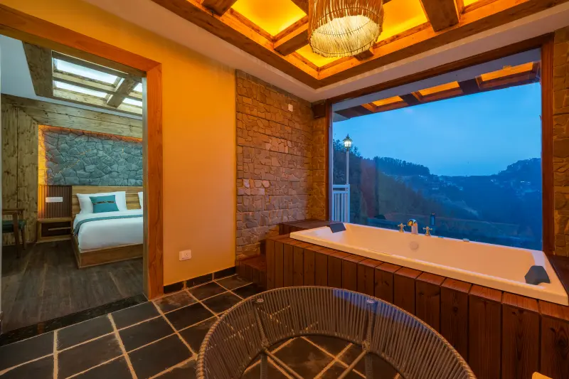Luna Room with Bathtub and Balcony