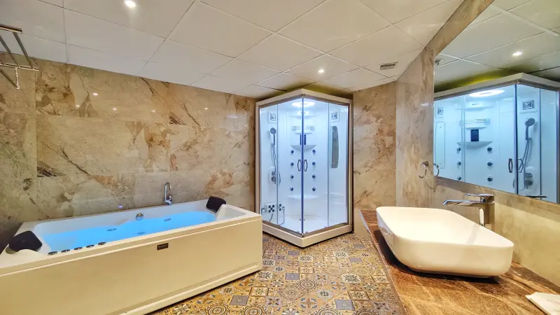 Imperial Suite