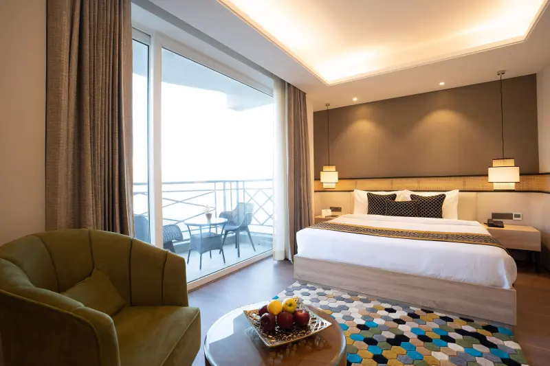 Panoramic Room