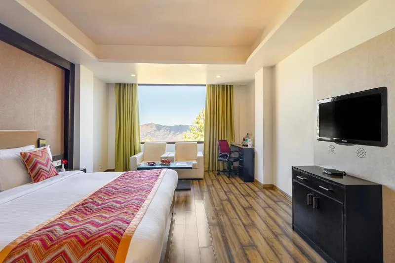 Valley View Premier Room